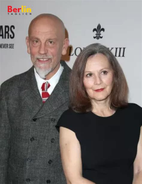 amandine malkovich|Amandine Malkovich, All About Actor John Malkovich’s Daughter